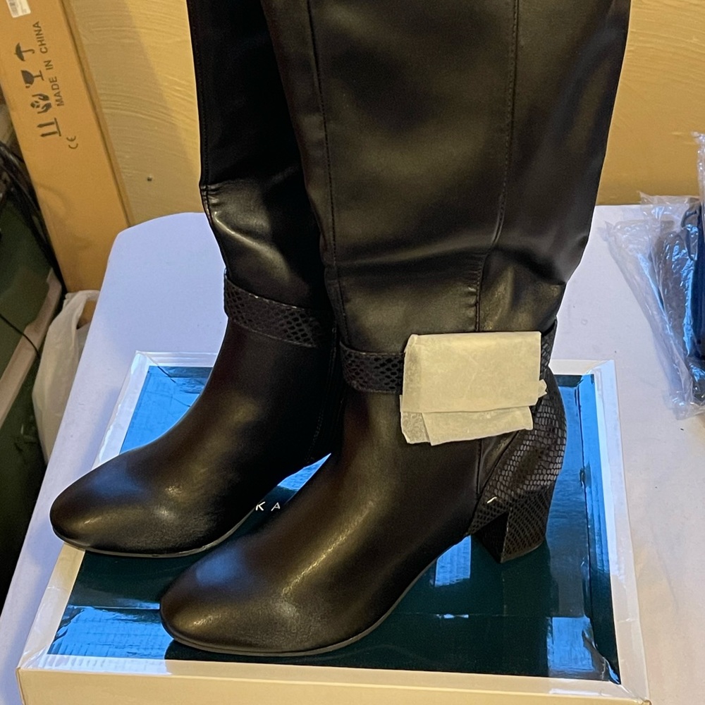 Women Karen Scott Isabell Wide-calf dress boot.